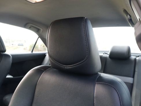 Used 2012 Toyota Camry SE FWD image 23