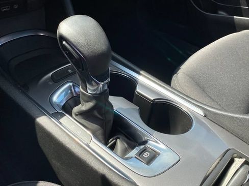 Certified 2023 Chevrolet Malibu LT FWD image 13