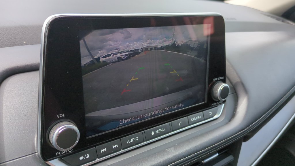 Used 2025 Nissan Rogue SV FWD image 20