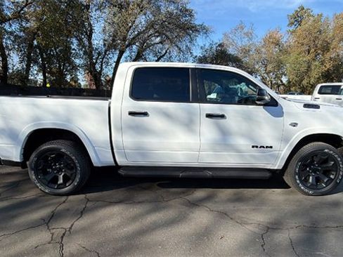 New 2026 RAM 1500 4x4 Crew Cab image 3