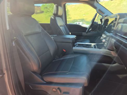 Certified 2025 Ford F350 Lariat AWD/4WD image 35