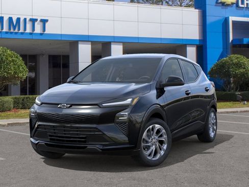 New 2027 Chevrolet Bolt LT w/ Comfort Package FWD image 6
