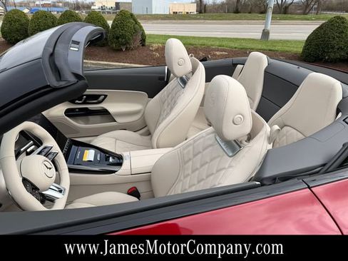 New 2026 Mercedes-Benz SL 63 AMG 4MATIC image 9