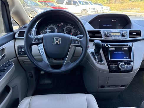 Used 2017 Honda Odyssey EX-L image 17