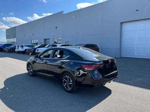 Used 2024 Nissan Sentra SV image 6