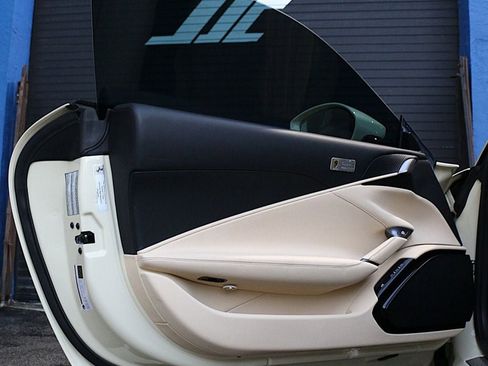 Used 2022 Ferrari Roma image 18