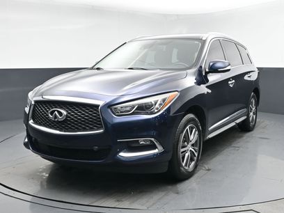 Used 2019 INFINITI QX60 Luxe w/ Essential Package