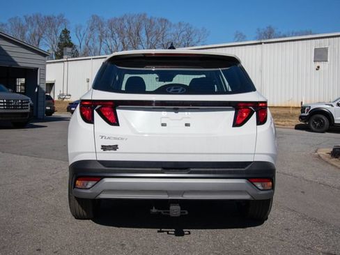 Certified 2026 Hyundai Tucson SE FWD image 13