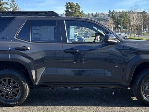 New 2026 Toyota 4Runner SR5 image 4