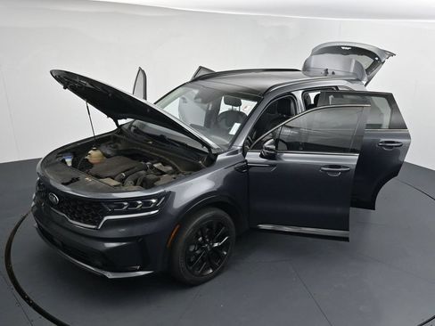 Used 2021 Kia Sorento SX AWD/4WD image 26