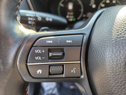 Used 2025 Honda CR-V Sport-L image 27