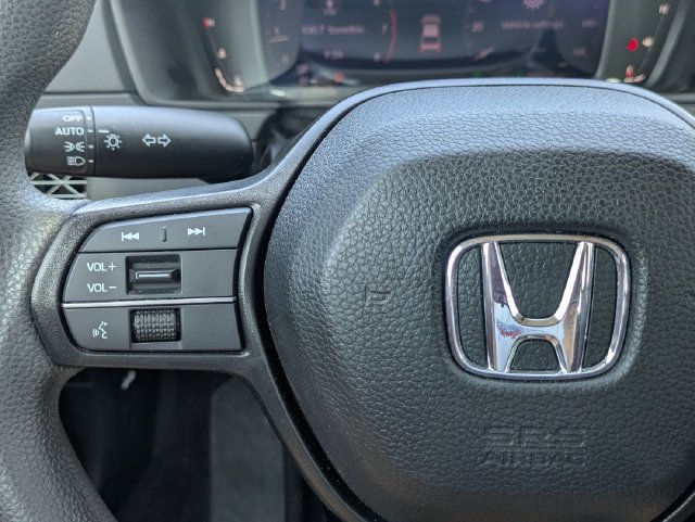 Used 2023 Honda Accord EX image 19