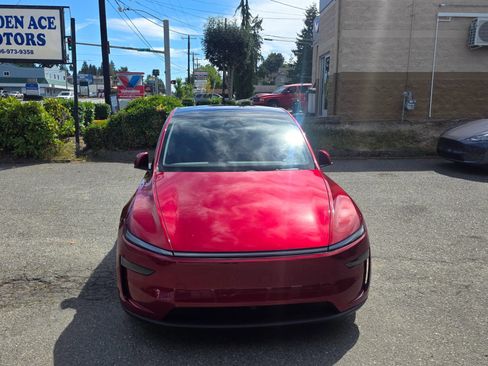 Used 2026 Tesla Model Y AWD image 2