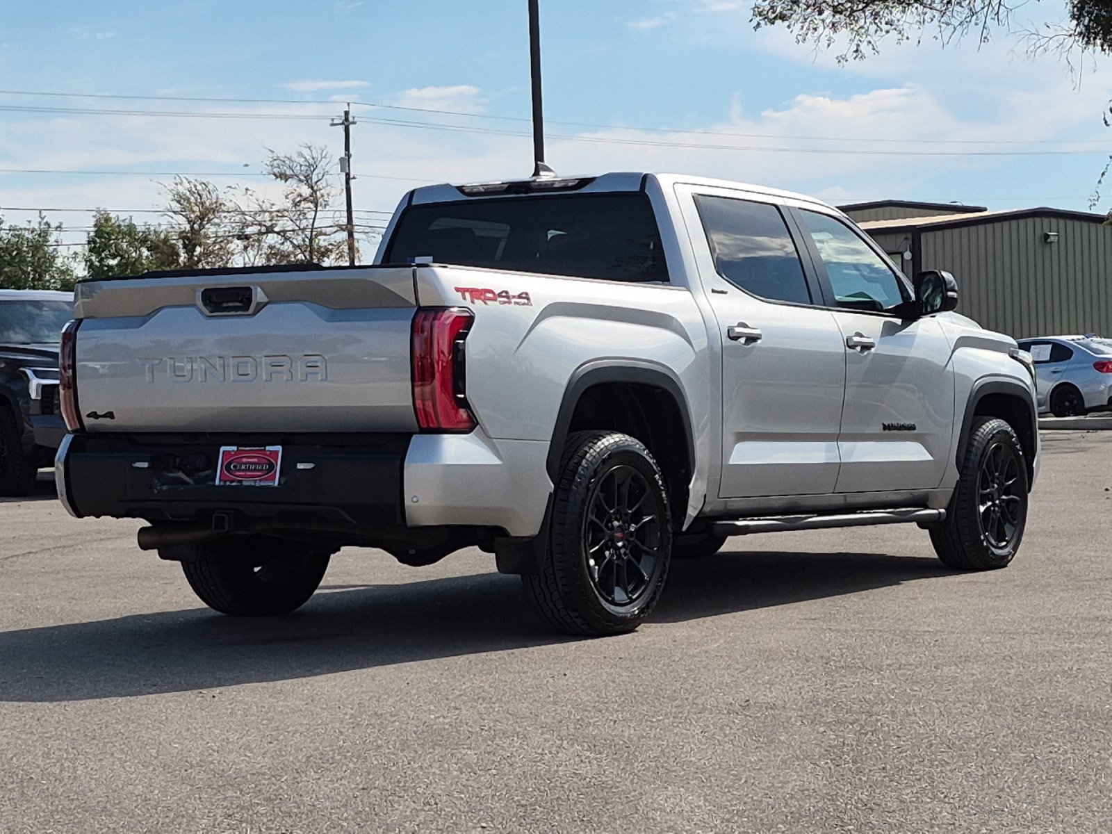 Certified 2025 Toyota Tundra Limited w/ TRD Off-Road Package AWD/4WD image 5