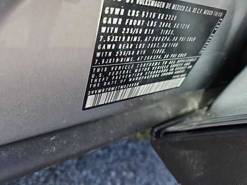Certified 2026 Volkswagen Tiguan SE AWD/4WD image 14