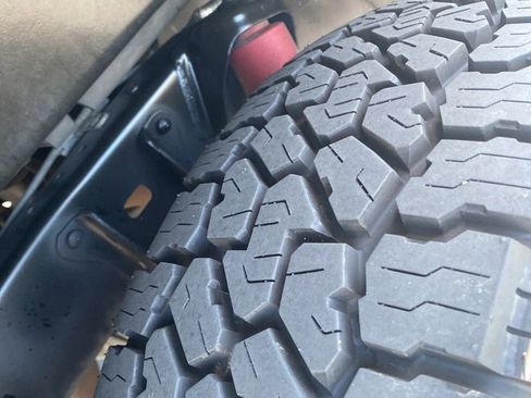 Used 2019 Toyota Tacoma TRD Pro AWD/4WD image 13