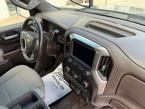 Used 2021 Chevrolet Silverado 1500 LT w/ Max Trailering Package AWD/4WD image 13