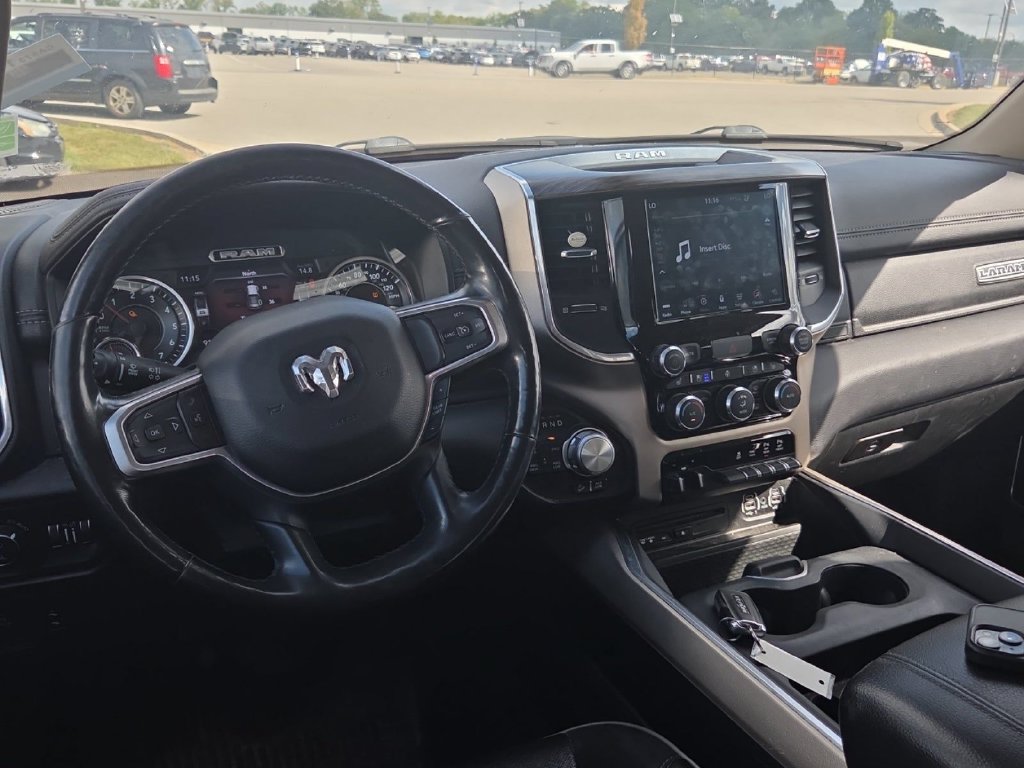 Used 2019 RAM 1500 Laramie AWD/4WD image 5