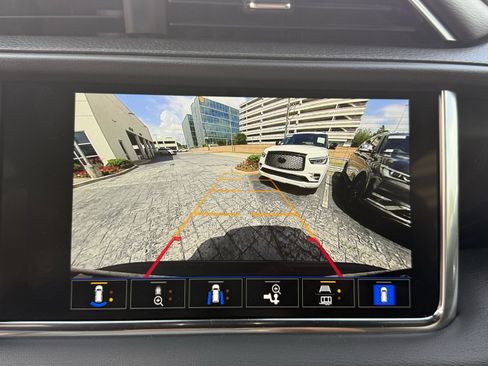 Used 2022 GMC Yukon Denali RWD image 23