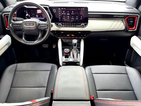 Used 2024 GMC Canyon AT4X image 21