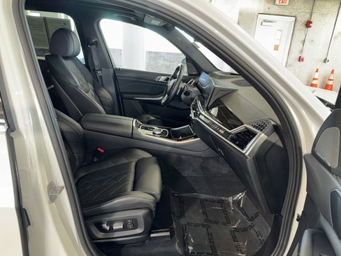 Used 2025 BMW X5 sDrive40i w/ Premium Package RWD image 10