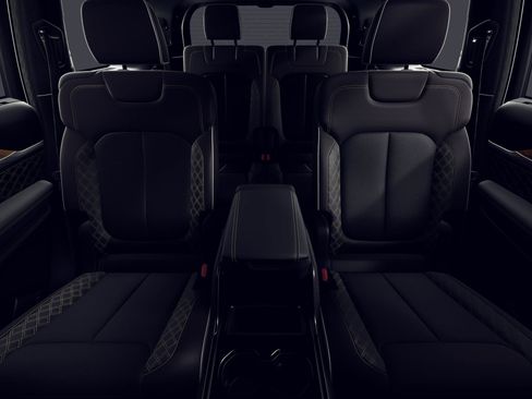 New 2026 Jeep Grand Cherokee L Summit AWD/4WD image 3