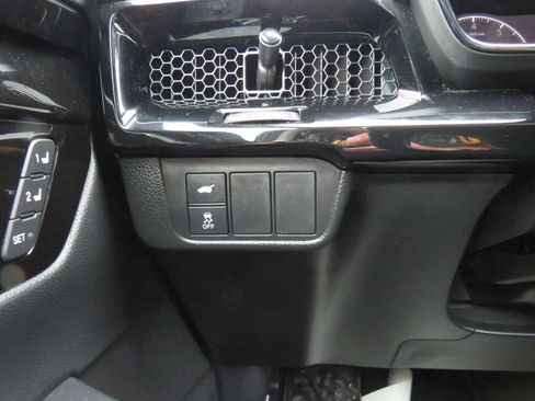 Used 2025 Honda CR-V EX-L image 22