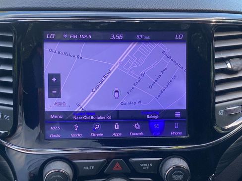 Used 2019 Jeep Grand Cherokee Altitude AWD/4WD image 30