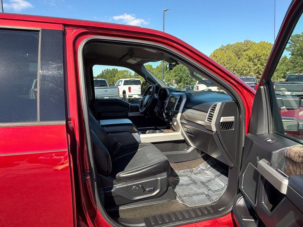 Used 2017 Ford F250 Lariat w/ Lariat Value Package AWD/4WD image 20