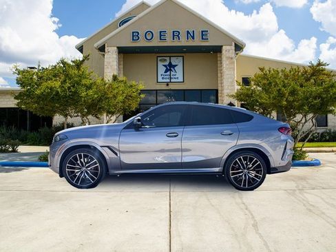 Used 2026 BMW X6 xDrive40i image 2