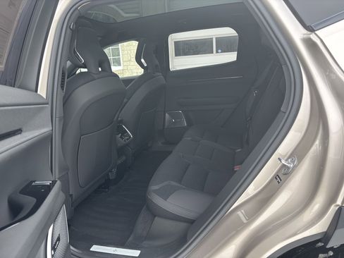 Used 2025 Polestar Polestar 3 image 29