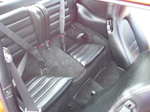 Used 1988 Porsche 911 Carrera RWD image 13