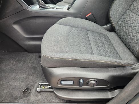 Certified 2024 Chevrolet Equinox LT image 26