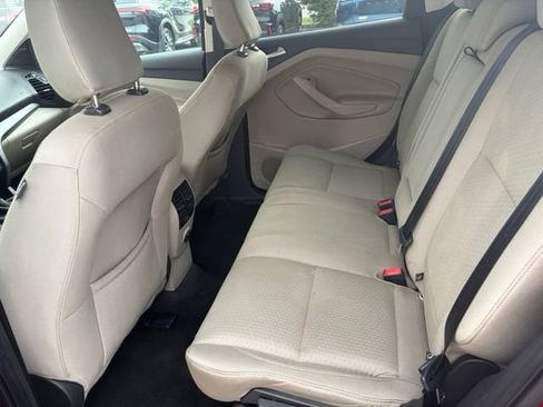Used 2019 Ford Escape SE FWD image 27