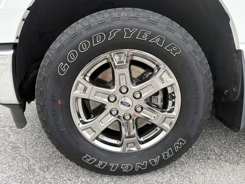 Used 2021 Ford F150 Lariat AWD/4WD image 12