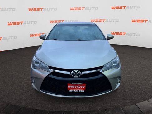 Used 2017 Toyota Camry SE image 8