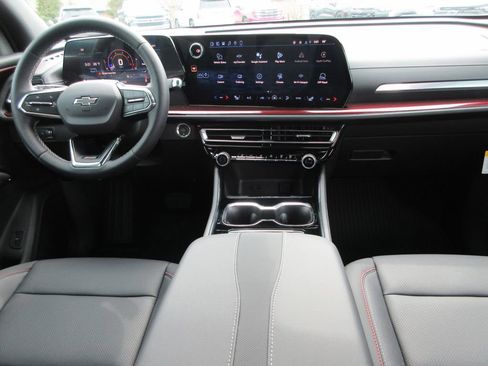 New 2026 Chevrolet Traverse Z71 AWD/4WD image 16