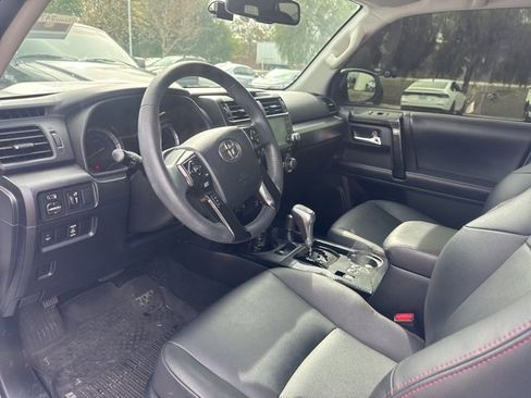 Used 2019 Toyota 4Runner TRD Off-Road Premium image 8