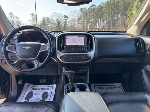 Used 2021 Chevrolet Colorado LT w/ Safety Package image 10