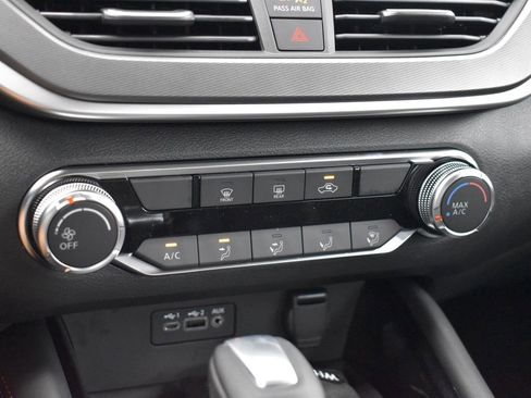 New 2025 Nissan Altima 2.5 SR image 15