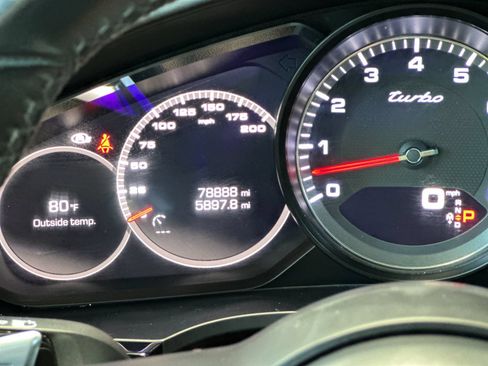 Used 2020 Porsche Cayenne Turbo AWD/4WD image 29
