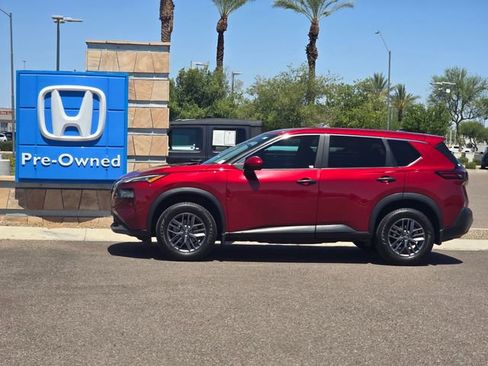 Used 2023 Nissan Rogue S FWD image 7