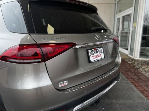 Used 2021 Mercedes-Benz GLE 350 w/ Premium Package image 10