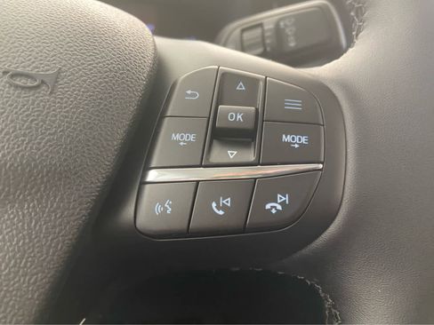 New 2026 Ford Maverick Lariat w/ Black Appearance Package image 19