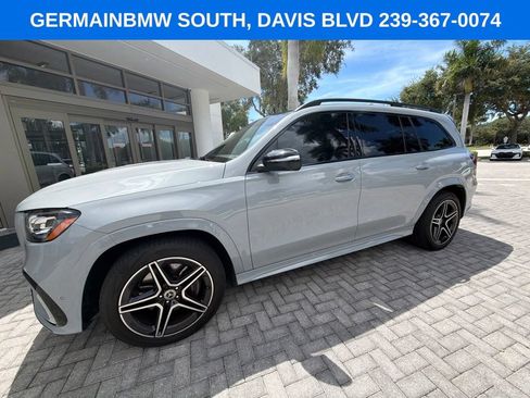 Used 2025 Mercedes-Benz GLS 450 4MATIC image 4