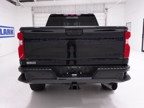 Used 2024 Chevrolet Silverado 2500 High Country w/ Midnight Edition image 6