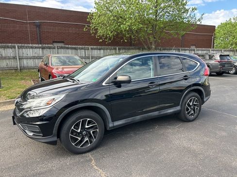 Used 2016 Honda CR-V SE image 7