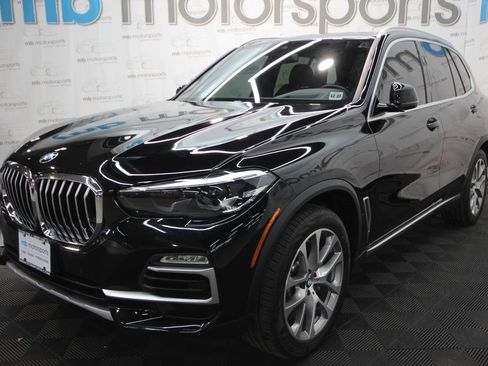 Used 2021 BMW X5 xDrive40i AWD/4WD image 1