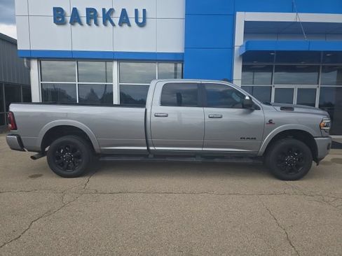 Used 2022 RAM 3500 Laramie AWD/4WD image 4