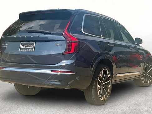 Used 2026 Volvo XC90 B6 Ultra AWD/4WD image 2